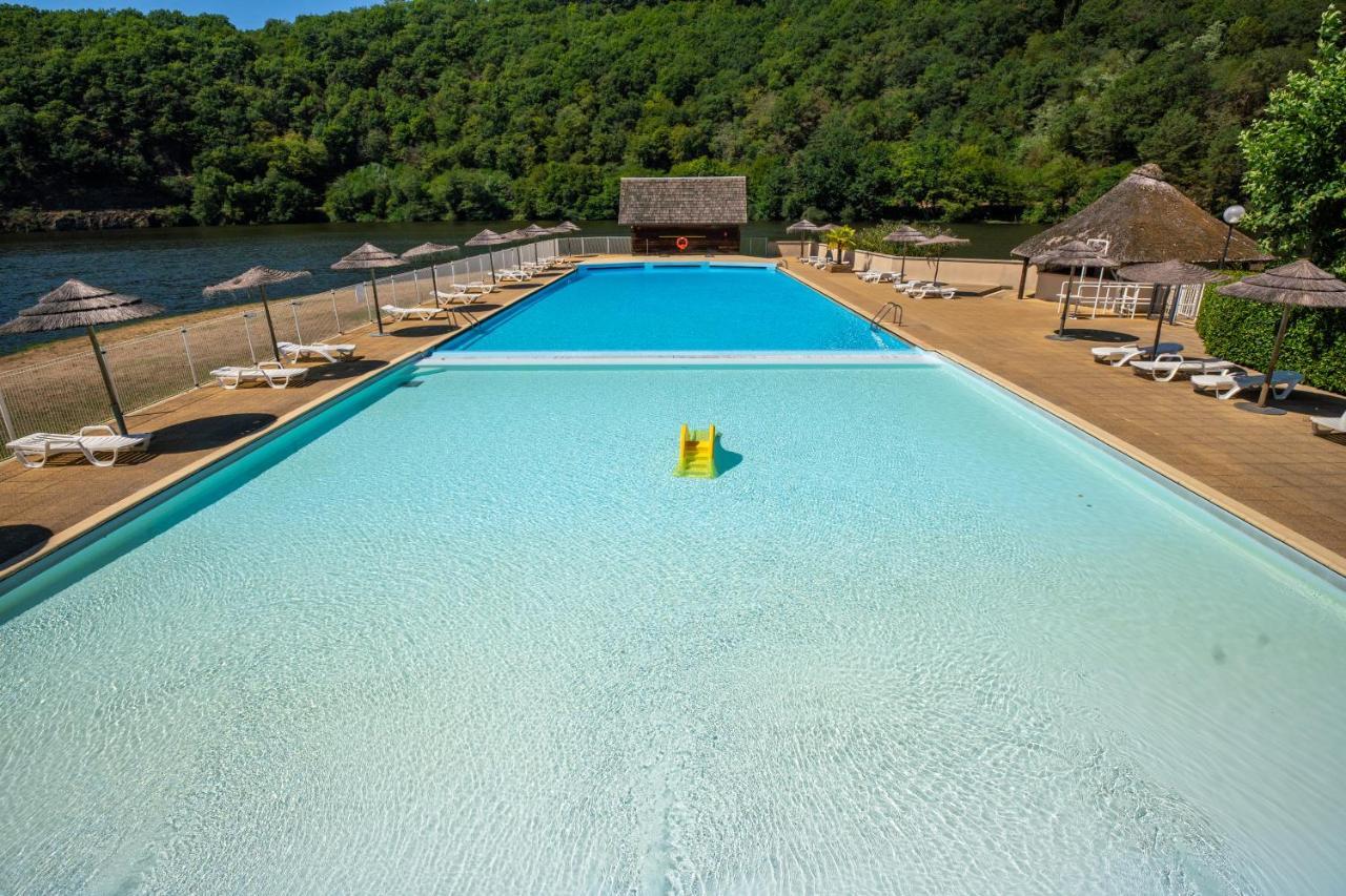 Camping Le Chateau Du Gibanel Saint-Martial-Entraygues Luaran gambar