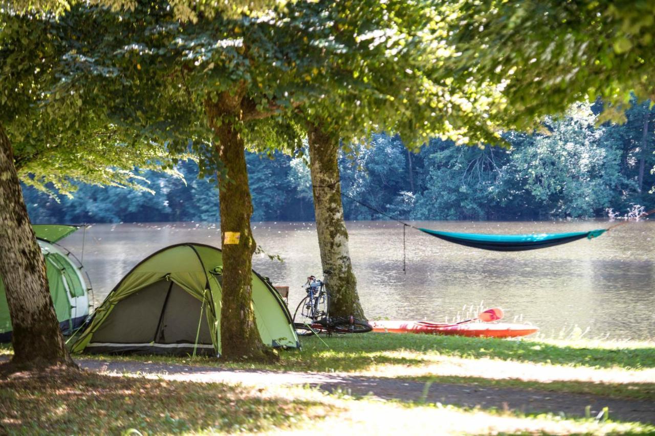 Camping Le Chateau Du Gibanel Saint-Martial-Entraygues Luaran gambar