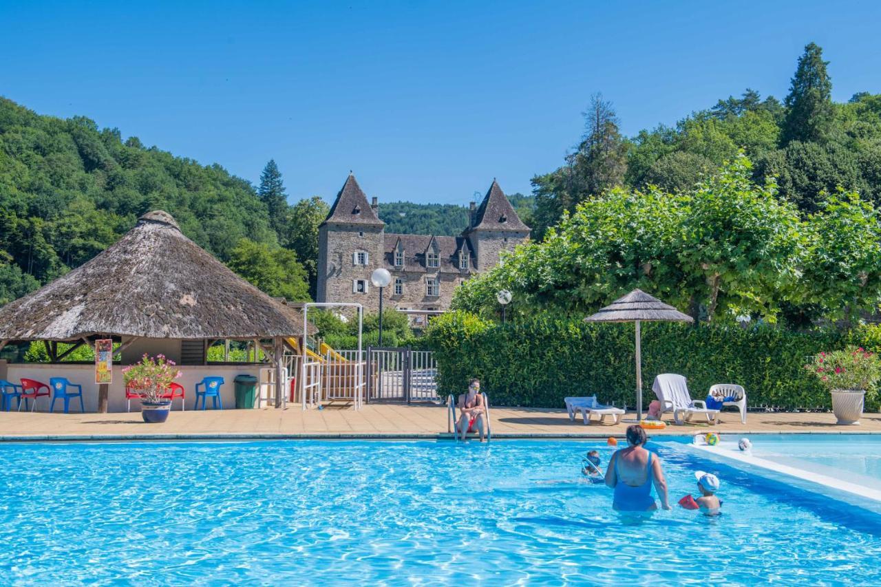 Camping Le Chateau Du Gibanel Saint-Martial-Entraygues Luaran gambar