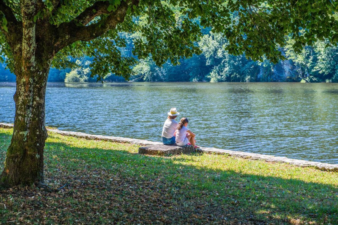 Camping Le Chateau Du Gibanel Saint-Martial-Entraygues Luaran gambar