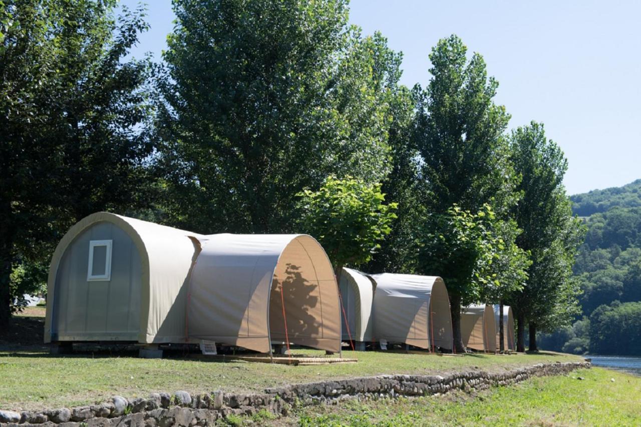 Camping Le Chateau Du Gibanel Saint-Martial-Entraygues Luaran gambar