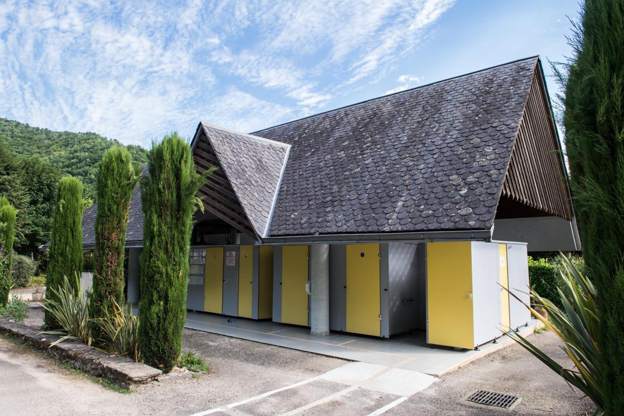 Camping Le Chateau Du Gibanel Saint-Martial-Entraygues Luaran gambar
