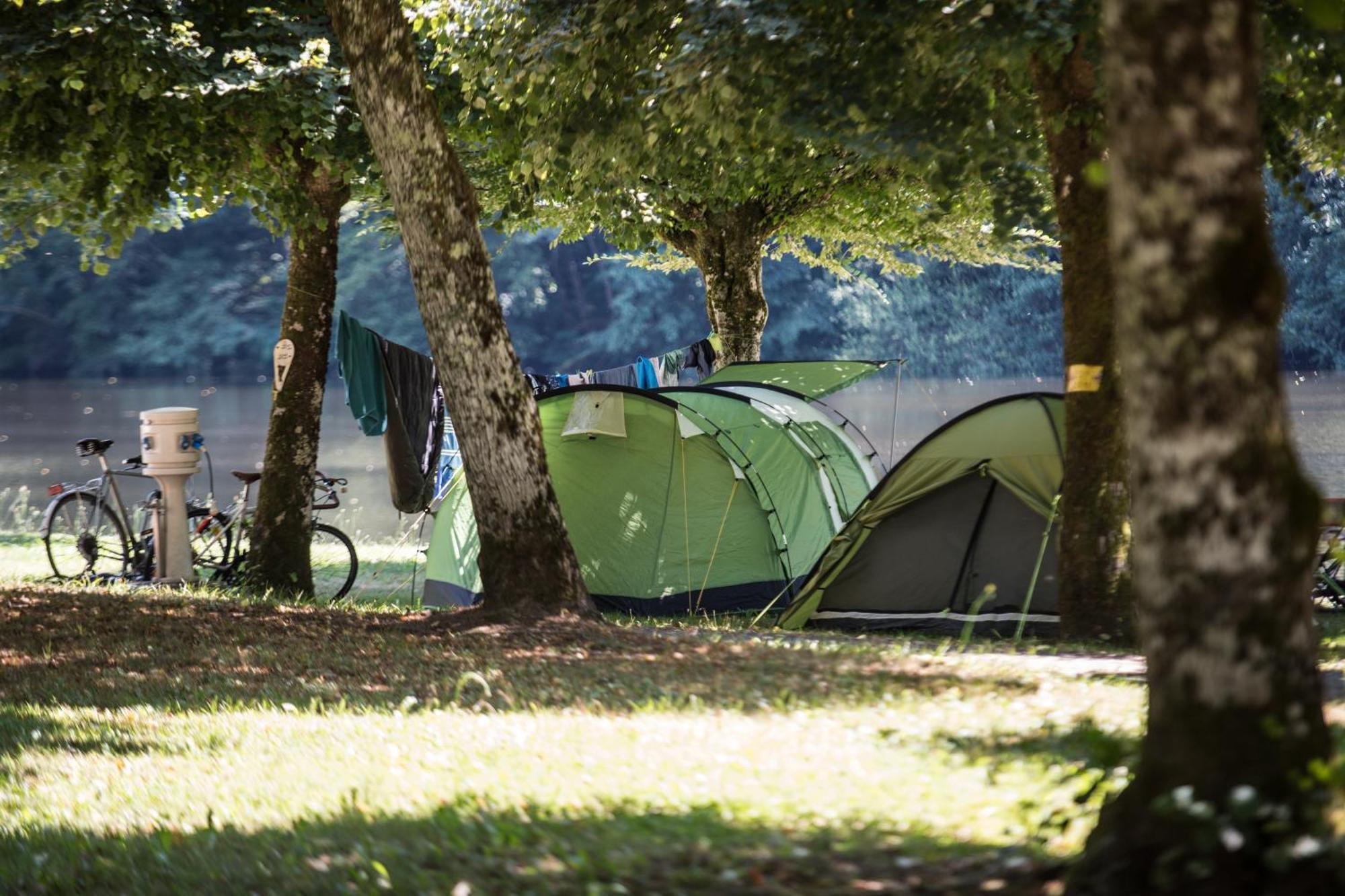 Camping Le Chateau Du Gibanel Saint-Martial-Entraygues Luaran gambar