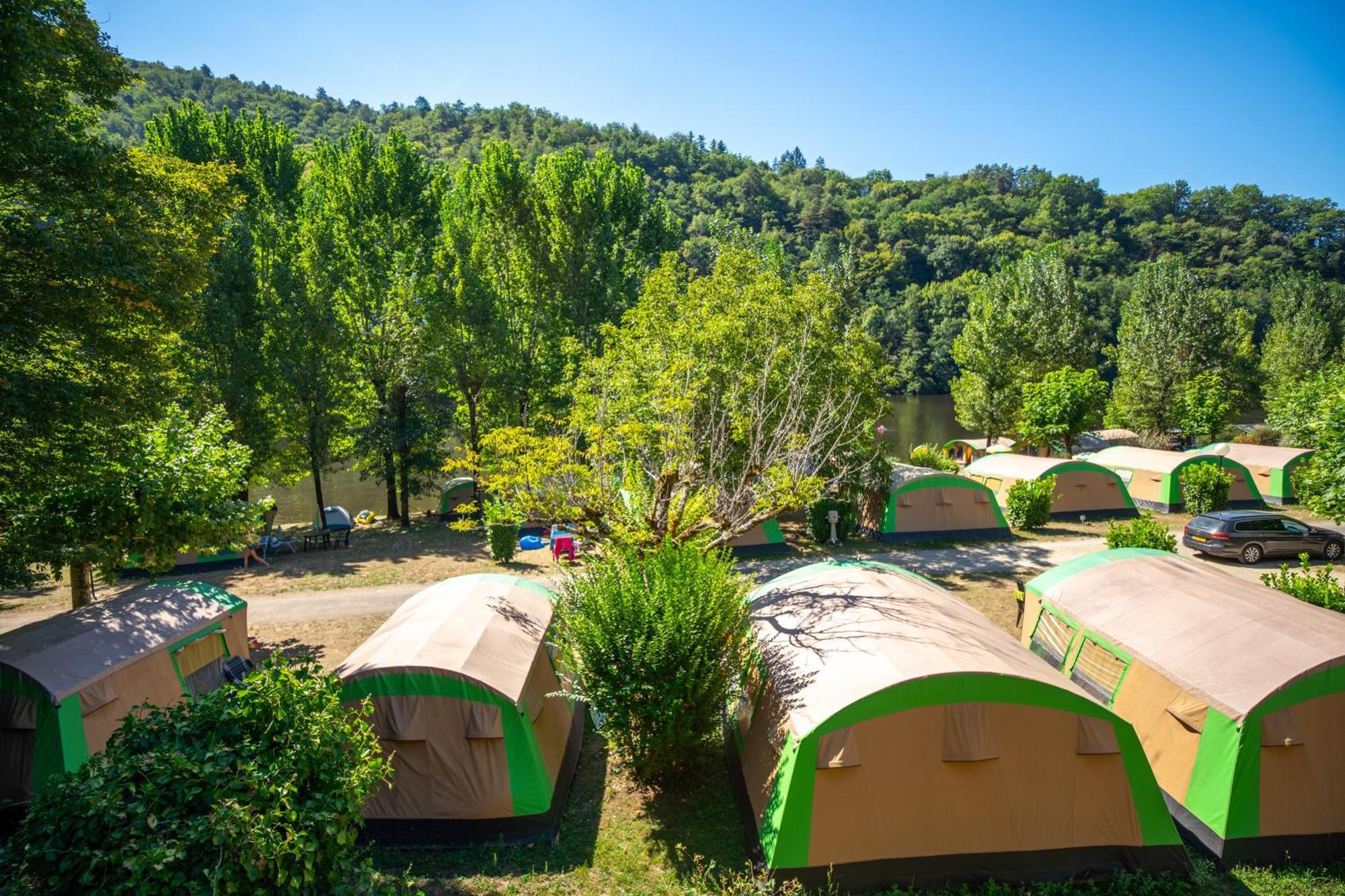 Camping Le Chateau Du Gibanel Saint-Martial-Entraygues Luaran gambar